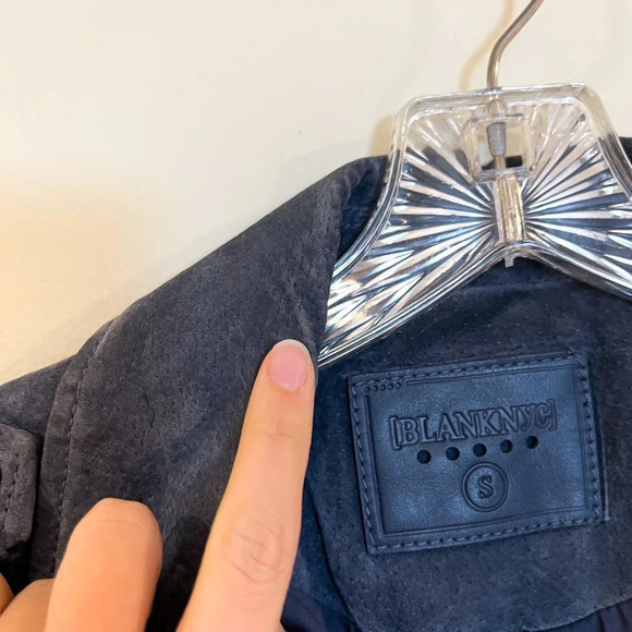 Blank NYC Navy 100% Leather Bohemian Preppy Slim Classic Short Moto Jacket Small - Picture 6 of 8